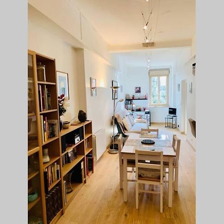 Le Petit Blanc - Vue Sur Le Square Des Lions Apartment Beaune  Bagian luar foto